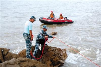 象山500余人海陆搜寻杭州失联女童